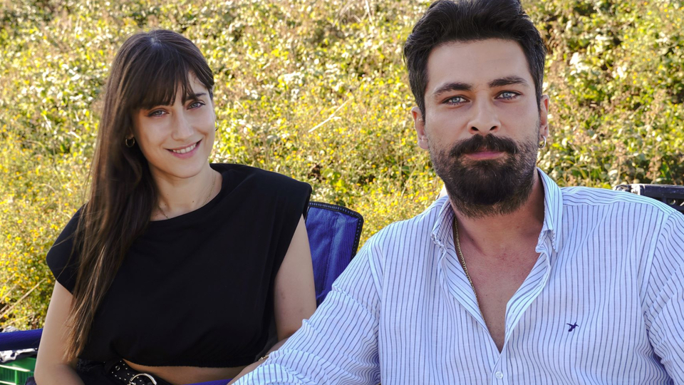 Hazal Kaya 'Benden Ne Olur' diyecek