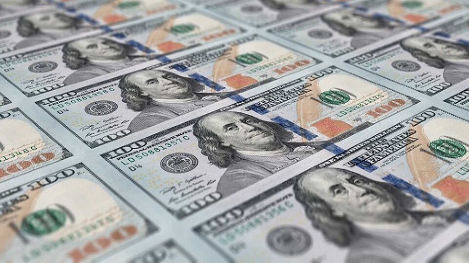 Dolarda yeni tarihi zirve