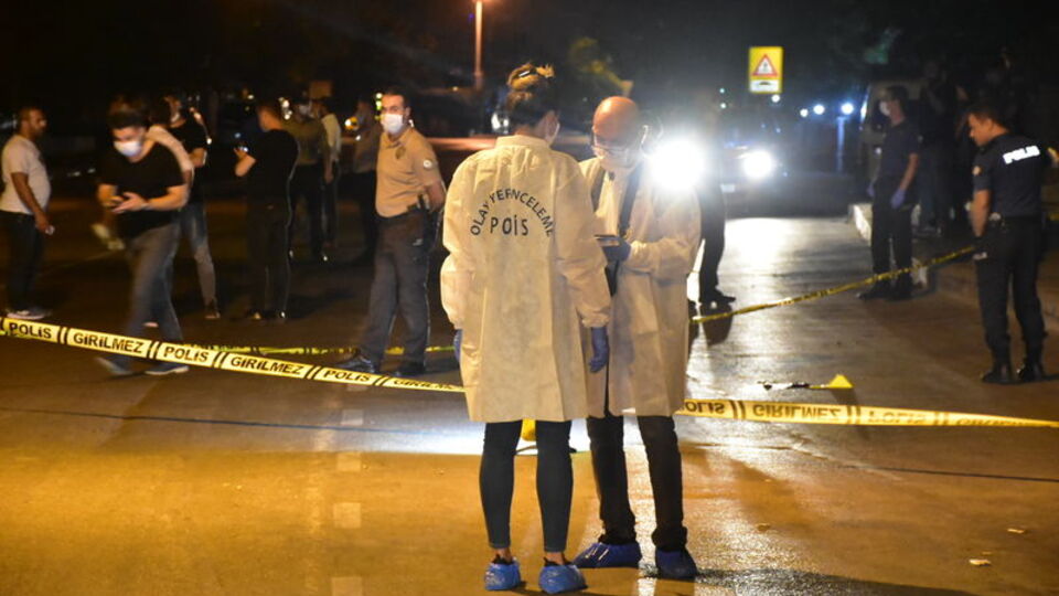 Dolmuş şoföründen kanlı infaz