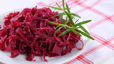 Mor lahana turşusu için pratik tarifler