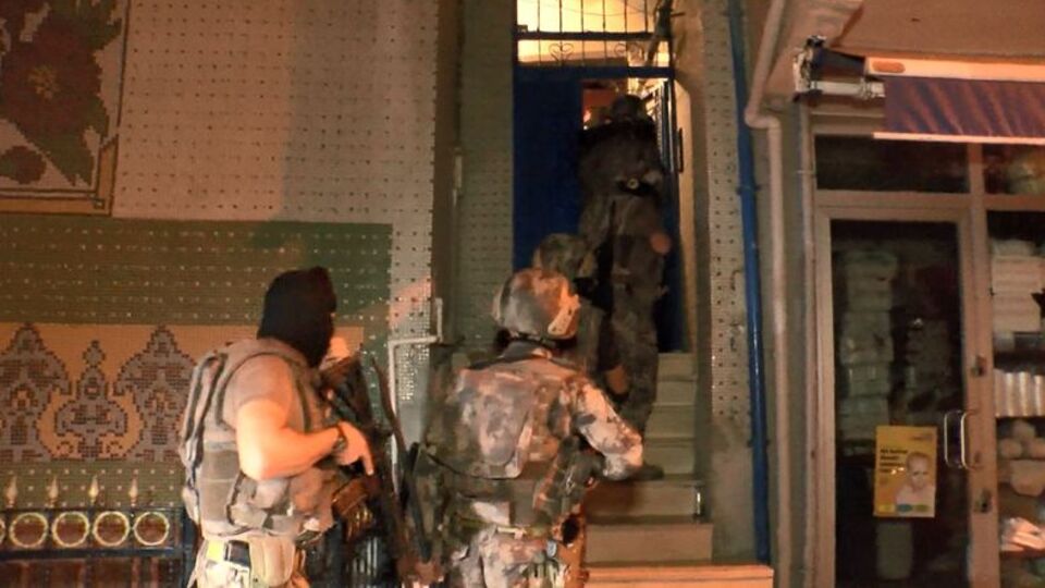 35 noktaya uyuşturucu baskını!