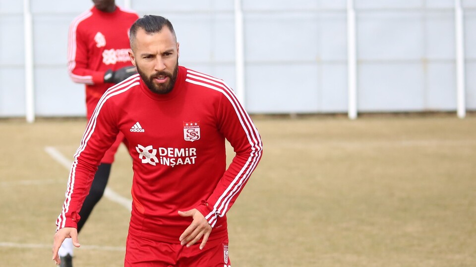 Babası korona nedeniyle hayatını kaybetti