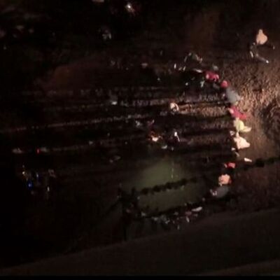 Yasağa rağmen oto farıyla 'korona kınası'