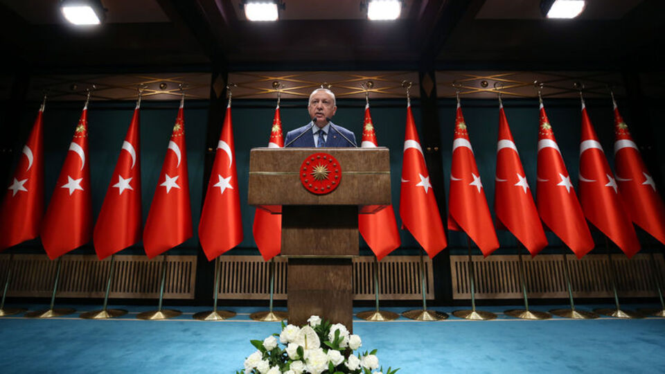 Kabinenin gündemi yoğun!