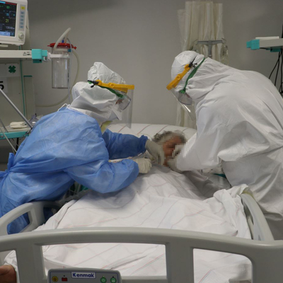 Koronavirüs salgınında yeni vaka sayısı 1703