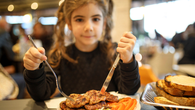 Kırmızı et çocuklar için zararlı mı?