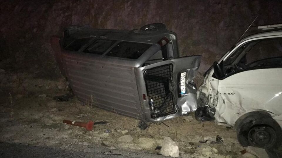 Gaziantep'te feci kaza! Çok sayıda ölü ve yaralı var