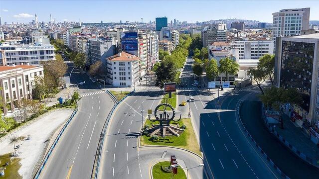 Sokağa çıkma yasağı var mı?