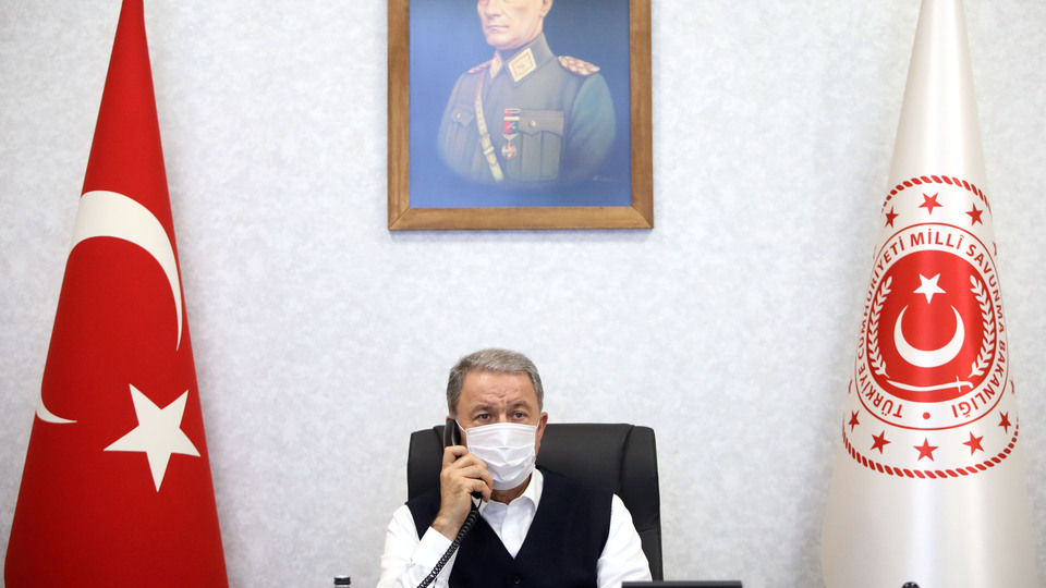 Bakan Akar, Alman mevkidaşıyla görüştü!