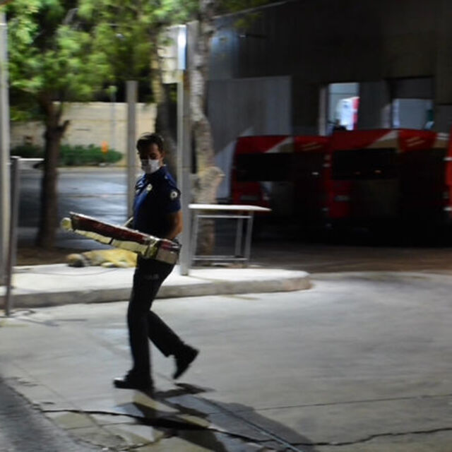 Kargocu dehşeti yaşadı! Elinde patladı