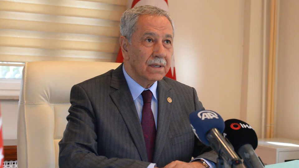 Bülent Arınç'ın korona testi pozitif çıktı