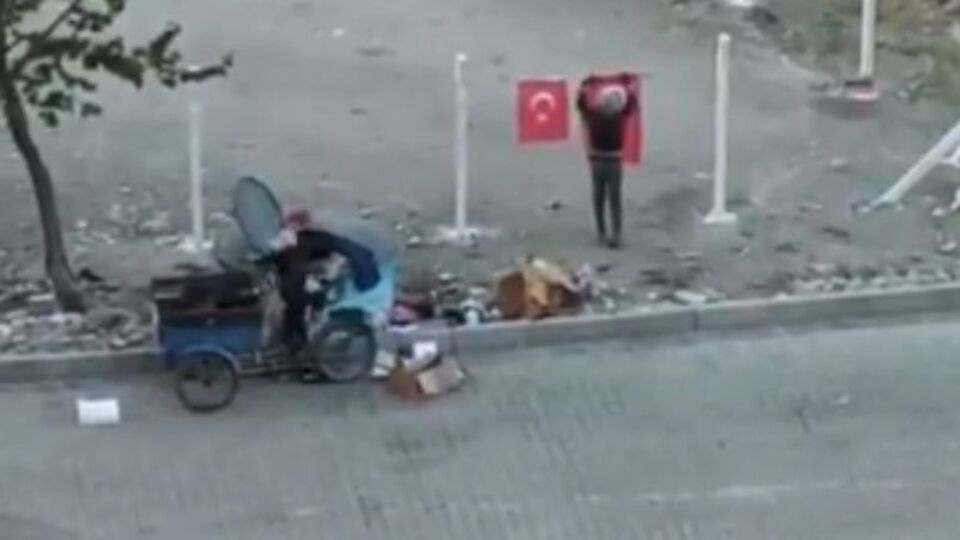 Gönülleri fethetmişlerdi! Kardeşlere ödül