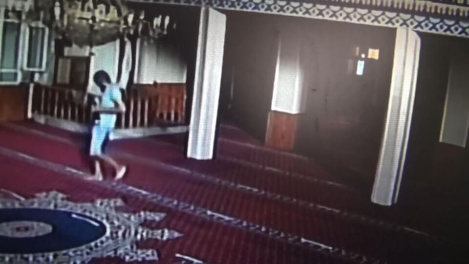 Caminin ses sistemini böyle çaldı