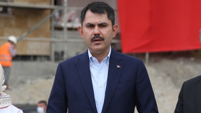 Bakan Kurum: Depremze konutları 9 ayda tamamlanacak