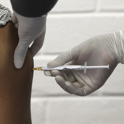 Dr. Fauci tarih verdi! Aşı bulunsa bile...