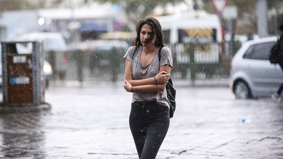 Meteoroloji açıkladı! 2 bölgede sağanak!