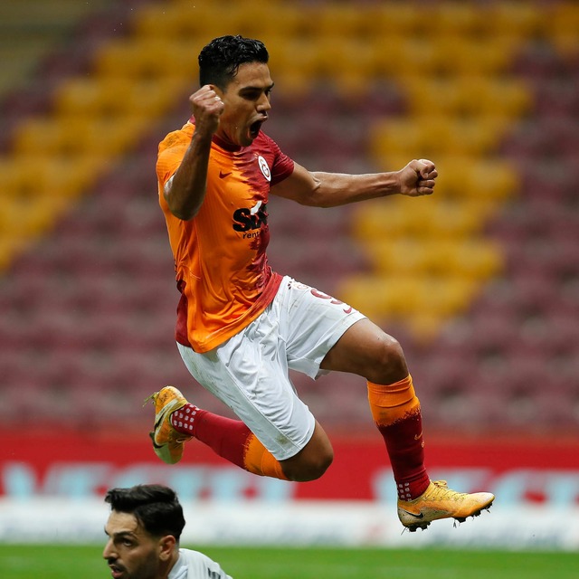 Falcao'dan 45 dakikalık resital!