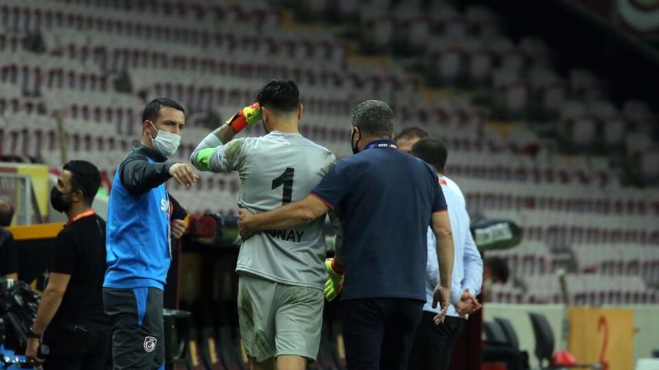 Günay Güvenç, gözyaşlarını tutamadı