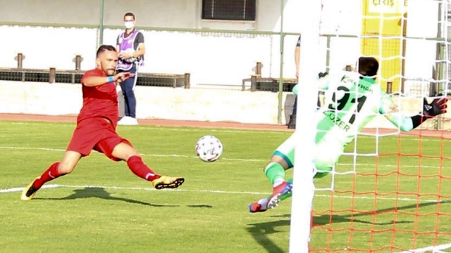 Ümraniyespor 3 puanla başladı