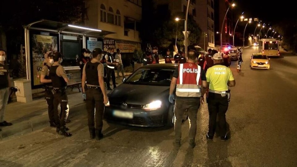 İstanbul'da 329 şüpheli yakalandı