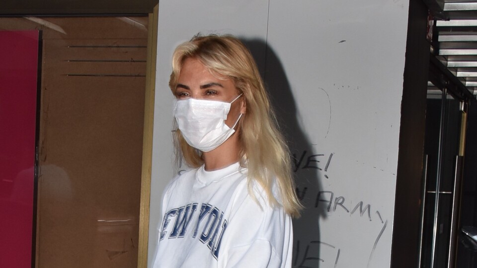 Dostlarıyla buluştu