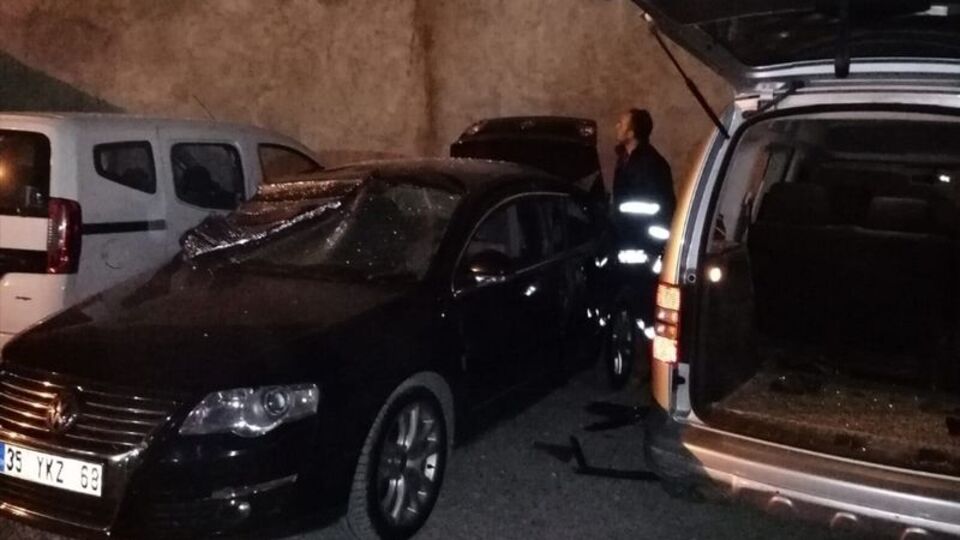 Sigara yaktı, patladı!