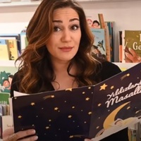 Özge Borak Külkedisi masalını okuyor