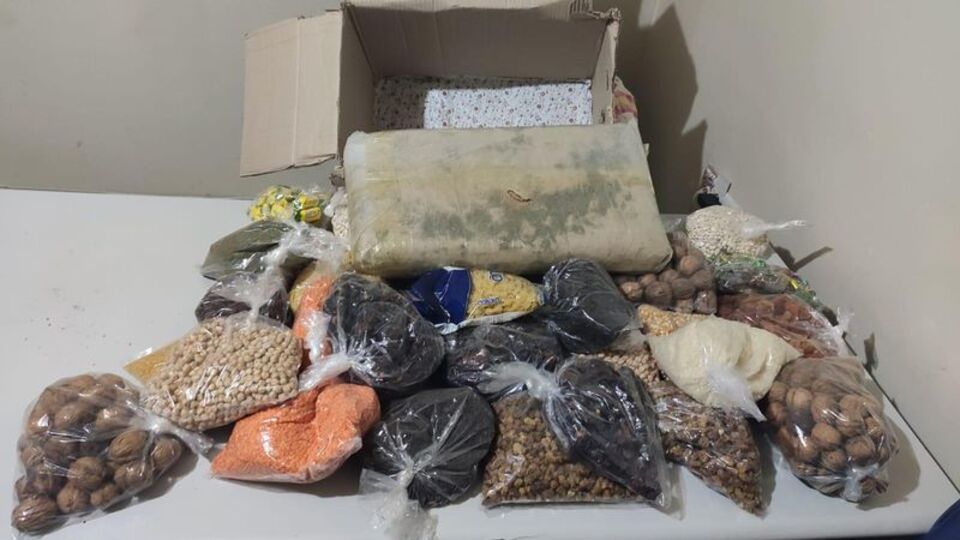 Gıda kolisinden çıktı: Tam 10 kilo