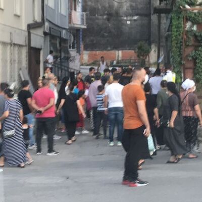 Sosyal mesafe ve maske unutuldu! Mevlitte kavga!