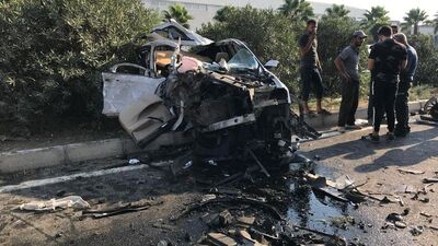 Adana'da TIR ile cip çarpıştı!