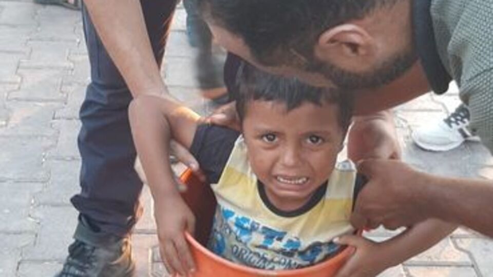 Ağlayınca fark edildi