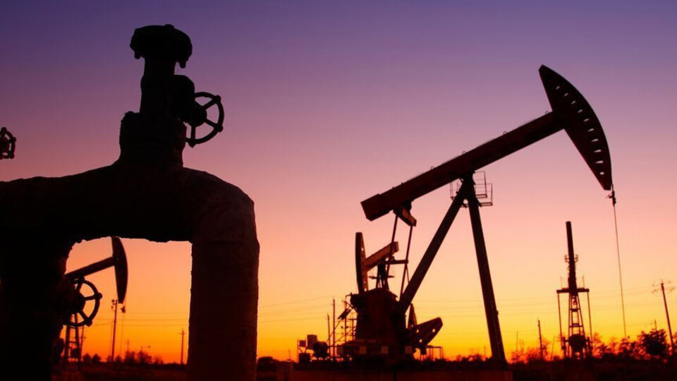 Brent petrol 40 doların altında