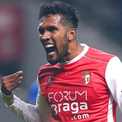 Kalinic olmazsa Dyego Sousa