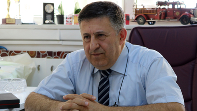 Profesör korona aşısına denek olacak!