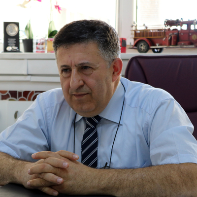 Profesör korona aşısına denek olacak!