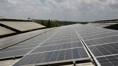 İlk yerli panellerin montajı başladı