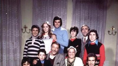 Gülen Gözler filmi oyuncuları kimler?