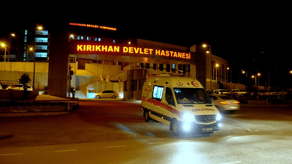 Anız yangını kazaya yol açtı: 1 ölü, 5 yaralı!