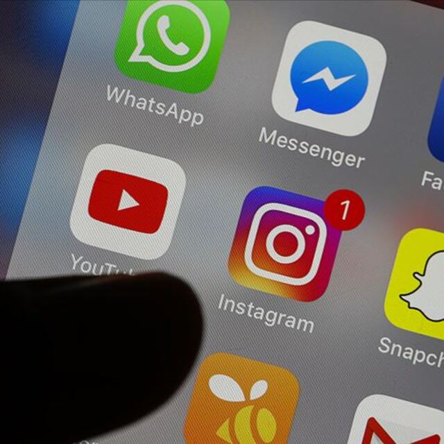 Instagram, Facebook çöktü mü?