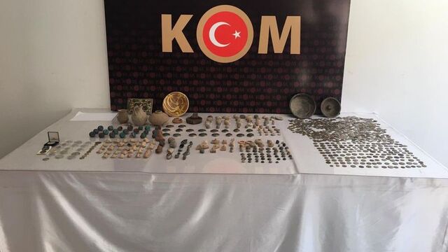 Konya'da 181 parça tarihi eser ele geçirildi