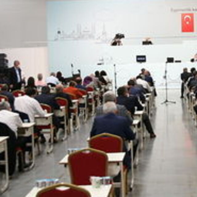 İBB Meclisi'nden borçlanma onayı