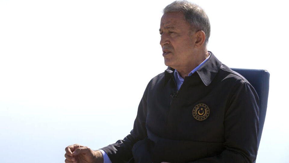 Bakan Akar: Yunan komşularımız NATO'daki görüşmeleri yavaşlatıyor