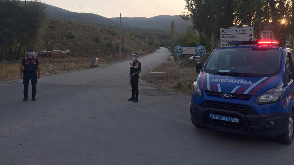 800 nüfuslu köye koronavirüs karantinası!