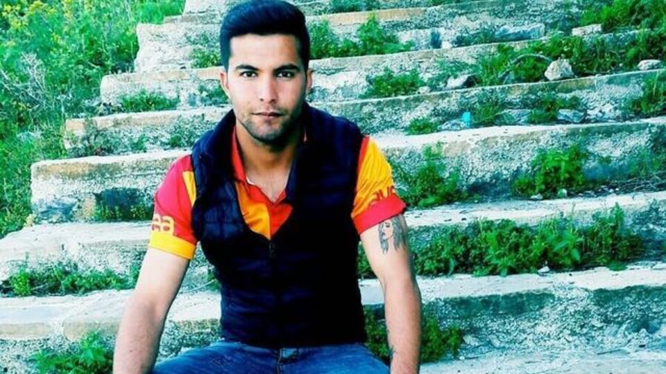 Yüksek gerilim hattına temas eden genç öldü