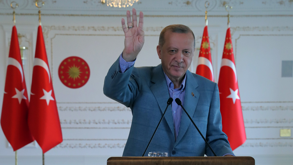 Cumhurbaşkanı Erdoğan dev otoyolu açtı