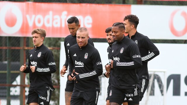 Gökhan Töre, ilk idmanına çıktı