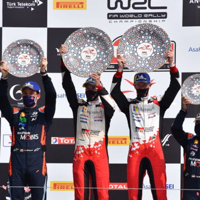 Türkiye Rallisi'nin galibi Evans