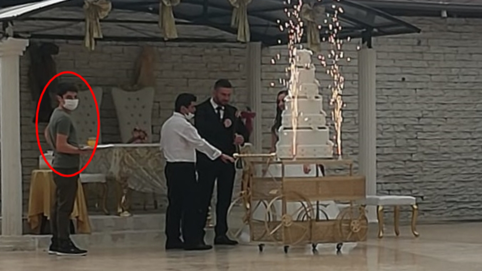 Karantinayı delip düğün salonunda çalışmış!