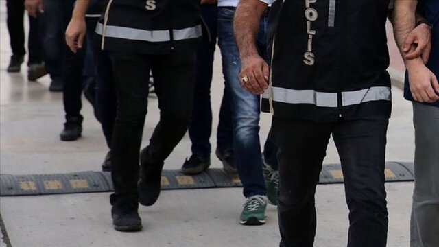 Afyonkarahisar ve Denizli'de FETÖ operasyonları