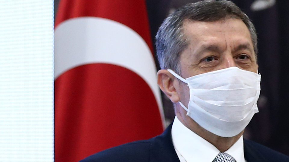 Bakan Selçuk'tan sürpriz ziyaret